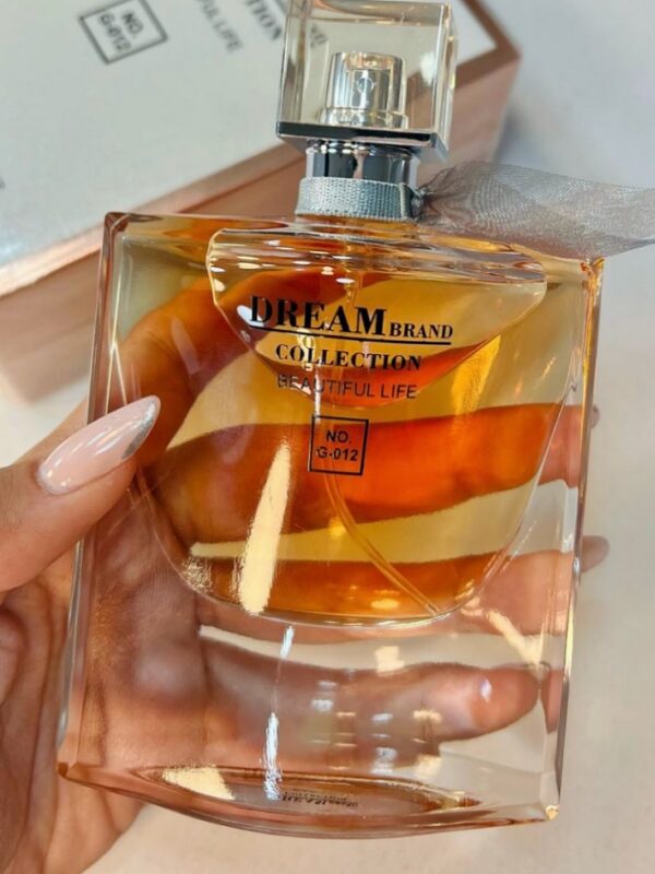 012 BRAND LA VIE EST BELLE